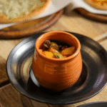 فخارة لحمة وخضار مع أرز ابيض